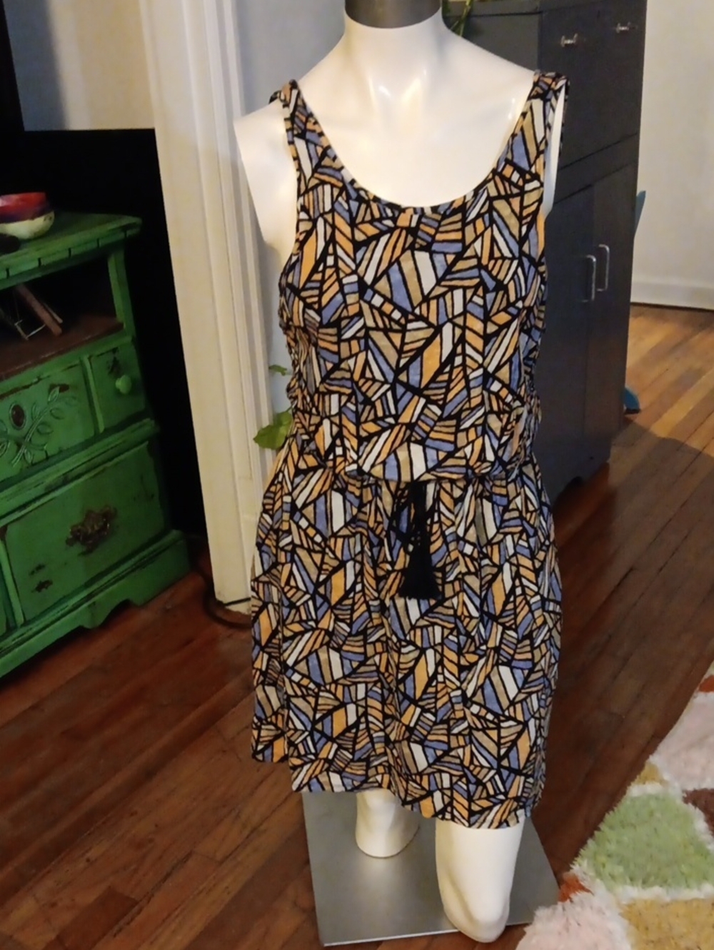 Lucky Brand Geo Patterened Dress with Drawstring Sinch Waist & Pockets!